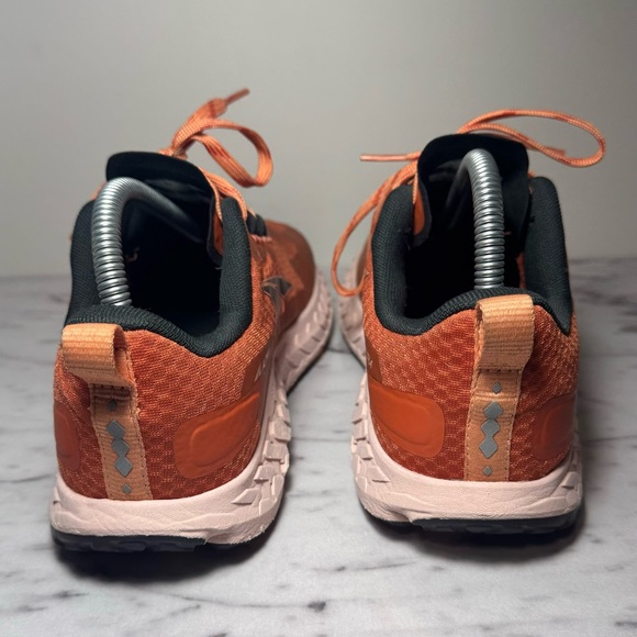 Women’s size 8 Altra Outroad Orange Athletic Running Shoes - Picture 3 of 10